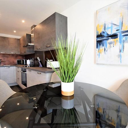 Brunel Loft Apartments - Ya บริสตอล ภายนอก รูปภาพ