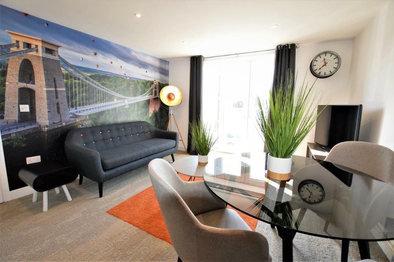 Brunel Loft Apartments - Ya บริสตอล ภายนอก รูปภาพ