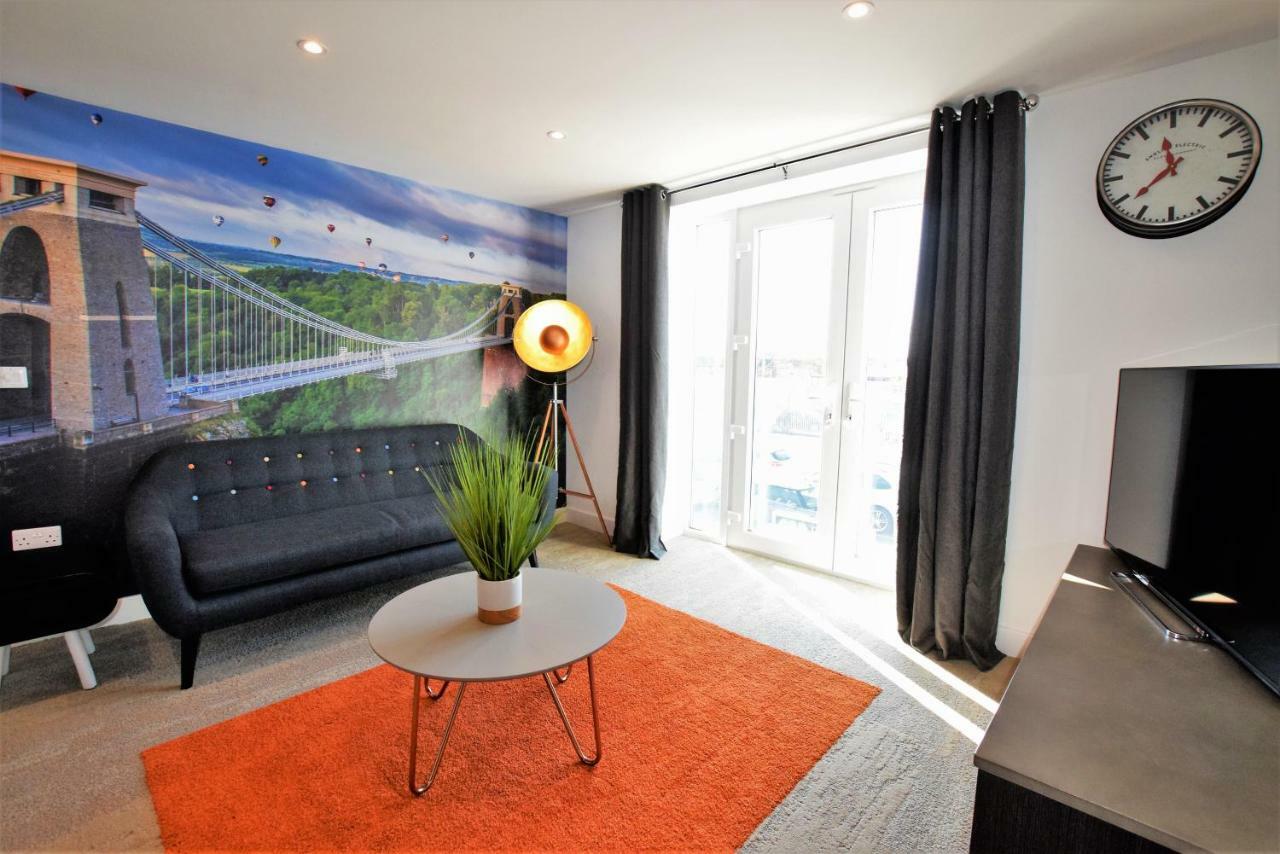 Brunel Loft Apartments - Ya บริสตอล ภายนอก รูปภาพ